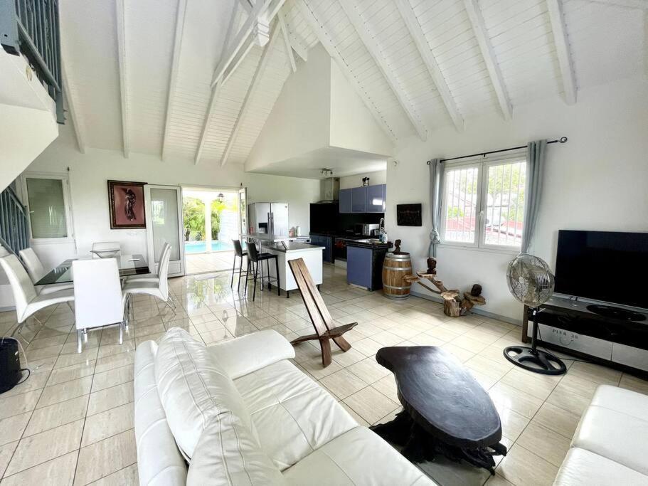 Villa Salomon, 5Min Marina, 10Min Des Plages Les Abymes Kültér fotó